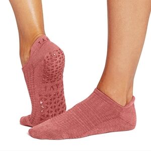 New Tavi Savvy Breeze Sticky Socks